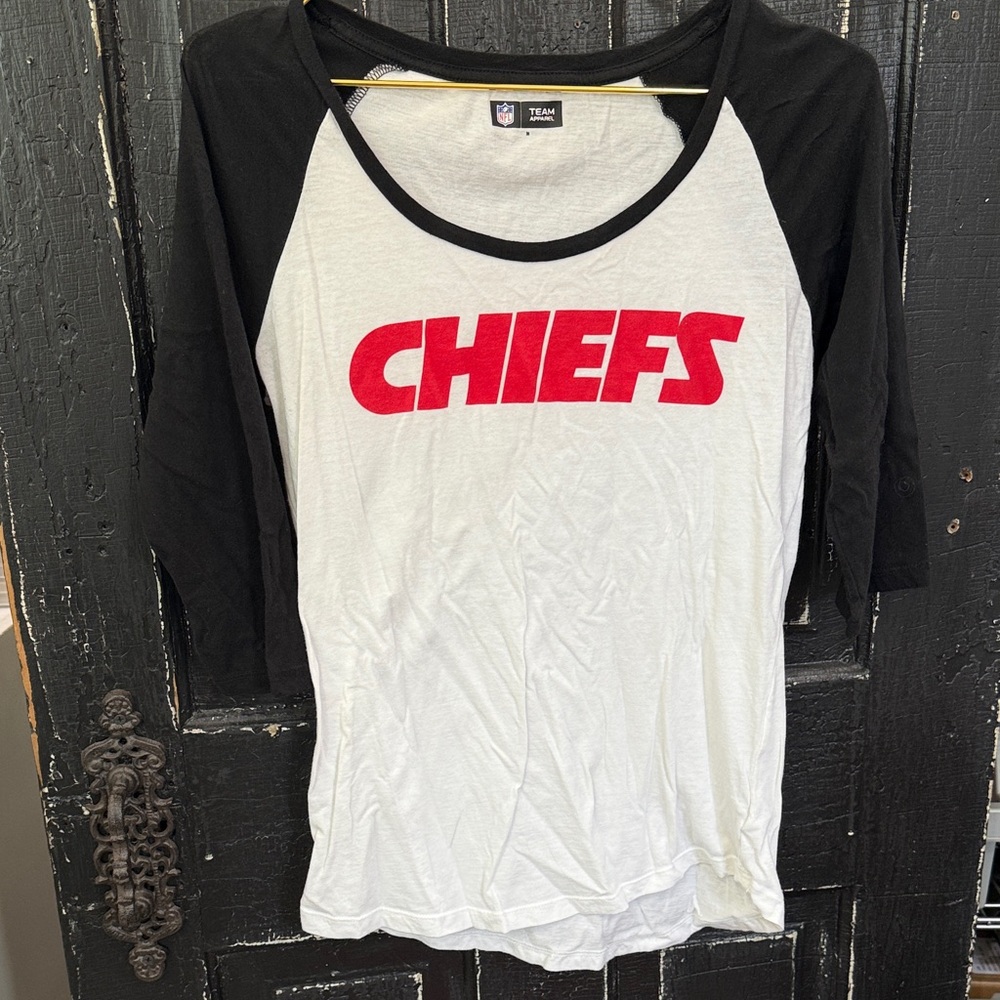 Black and White Chiefs Women's Top